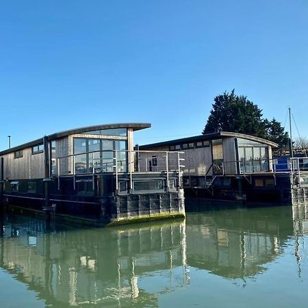 Houseboat Eleuthera Bembridge Exteriér fotografie